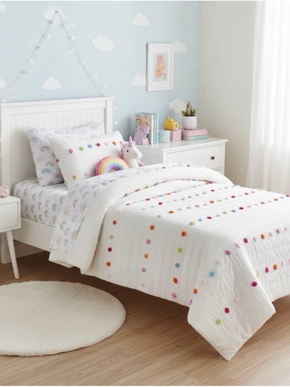 Pottery Barn Kids Bright Pom-Pom Twin Quilt